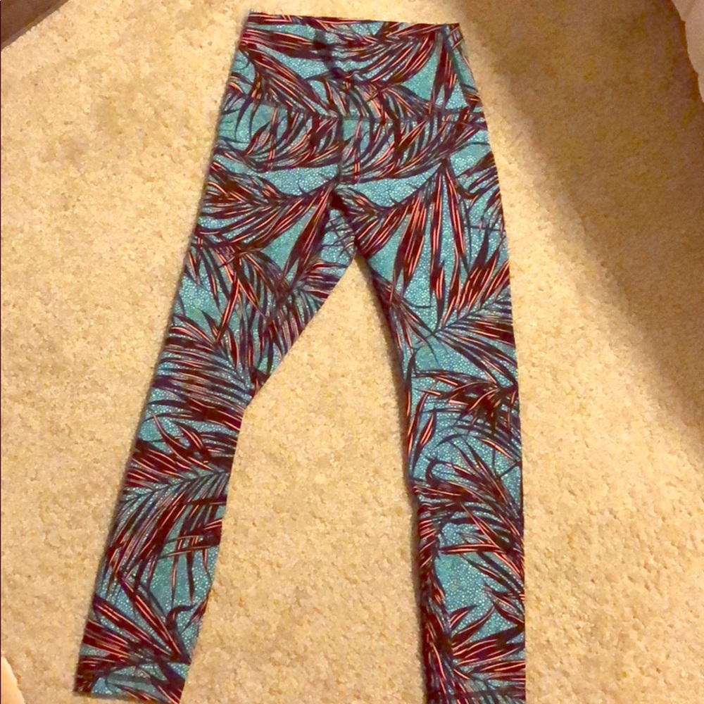 lululemon athletica Teal & Burgundy Leaf-Print Leggings